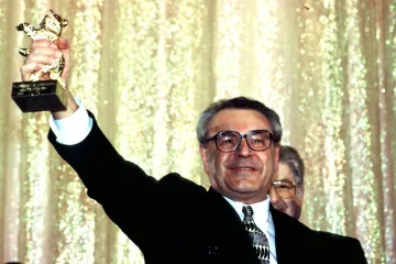 Miloš Forman slaví 85. narozeniny. K filmu se dostal i díky obavám z vojny
