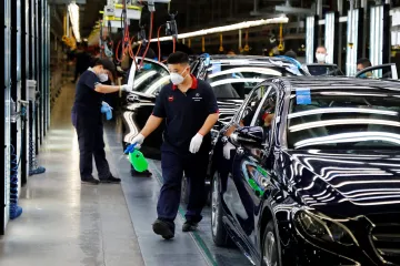 Kauza dieselgate: Automobilka Daimler zaplatí v USA více než dvě miliardy dolarů