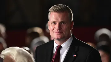 Poslanec Filip Turek (za Motoristy sobě)