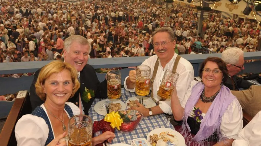 Oktoberfest v plném proudu