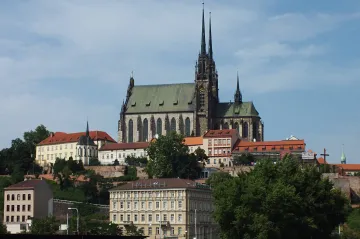 Neplatili nájem, bývalý sovětský areál v Brně ale využívali. Ruská firma spor se státem za pět milionů urovnala