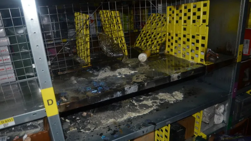 Požár zničil zboží zhruba v hodnotě 100 tisíc korun