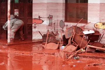 V Maďarsku padly rozsudky kvůli rudému bahnu, které zabíjelo. Ředitel firmy půjde do vězení