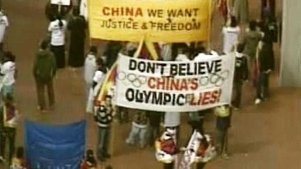 Protičínská demonstrace v USA