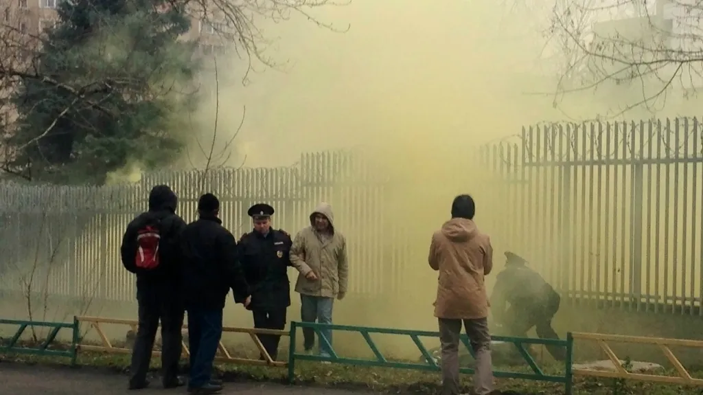 Symbolické napadení polské ambasády