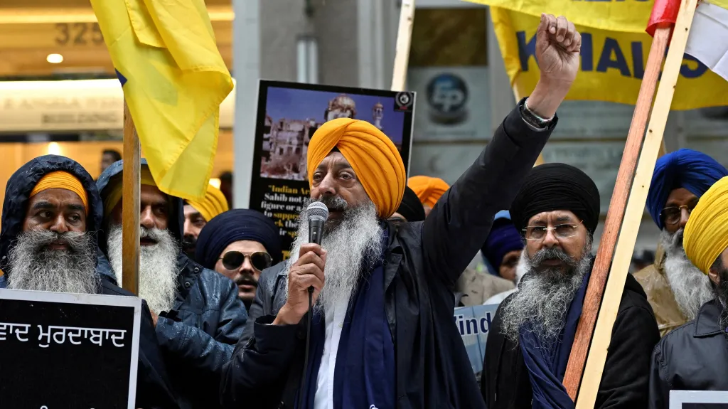 Protest sikhů před konzulátem v Torontu