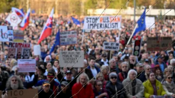 Odpůrci vlády protestují v Bratislavě