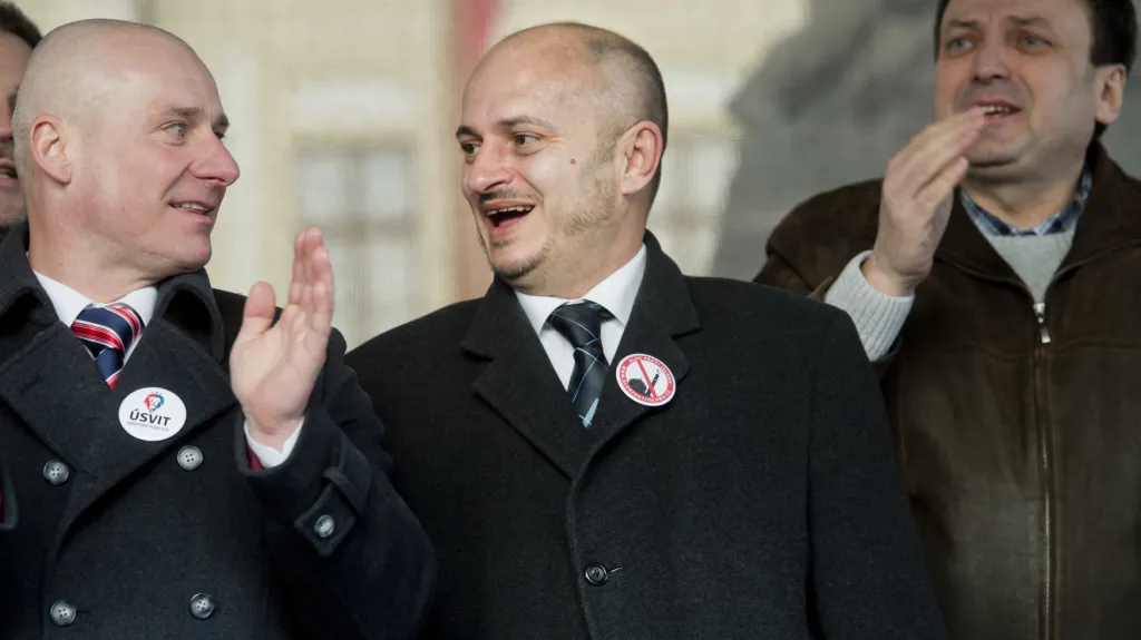 Předseda Úsvitu Miroslav Lidinský a předsedou BPI Martinem Konvičkou