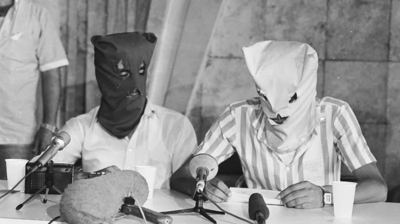 Únosci boeingu společnosti TWA