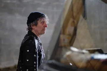 Zasvěcení do dospělosti na bláznivé pouti. Točí se film podle Topolova Citlivého člověka