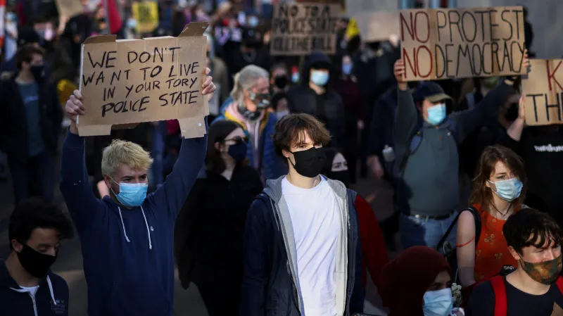 V Bristolu proběhla demonstrace poklidně