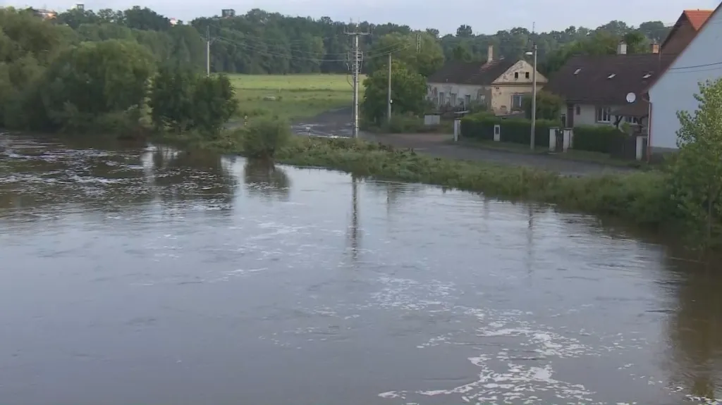 Pondělní hladina Úslavy v Koterově