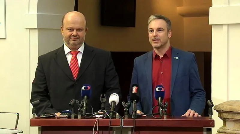 Pecina: O slučování útvarů se mluvilo už před sedmi lety