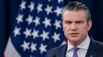 Americký ministr obrany Pete Hegseth