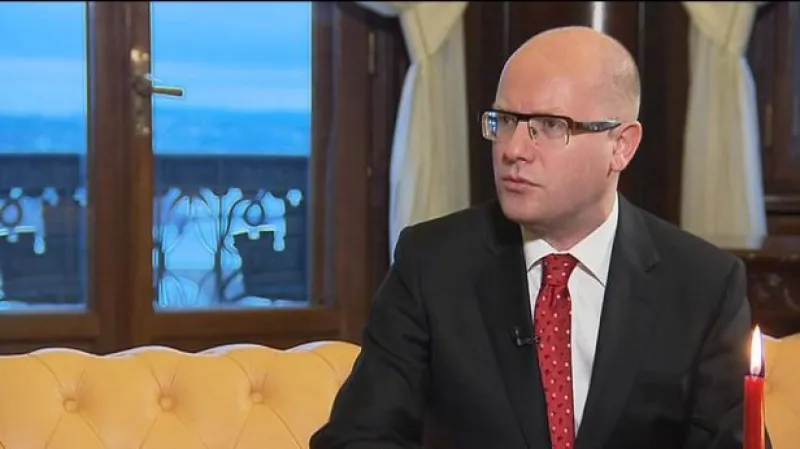 Reportáž: Sobotka chválil vládu a kritizoval Zemana