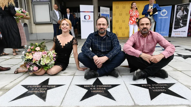 Nové hvězdy na Chodníku slávy pro Tatianu Dykovou a bratry Formanovy