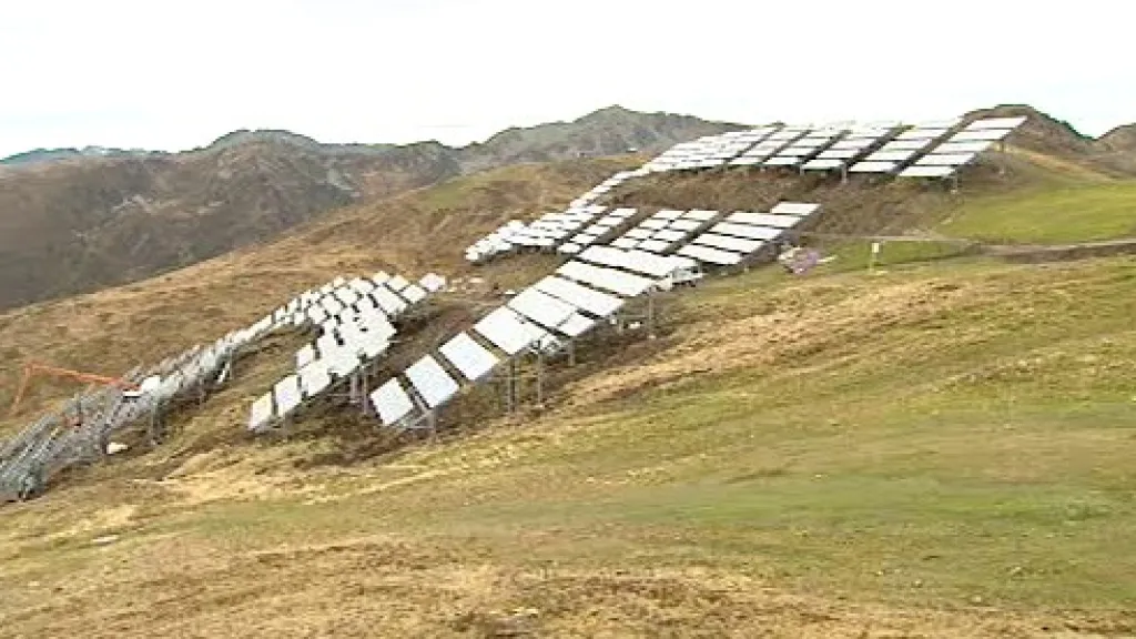 Solární elektrárna