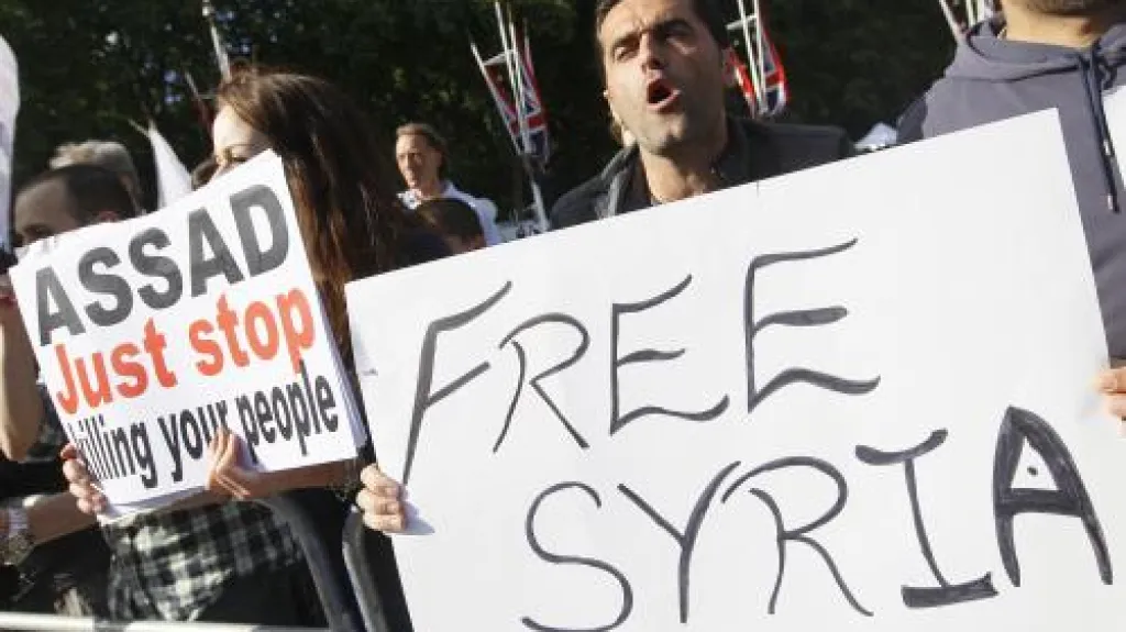 Demonstranti požadují svobodu pro Sýrii