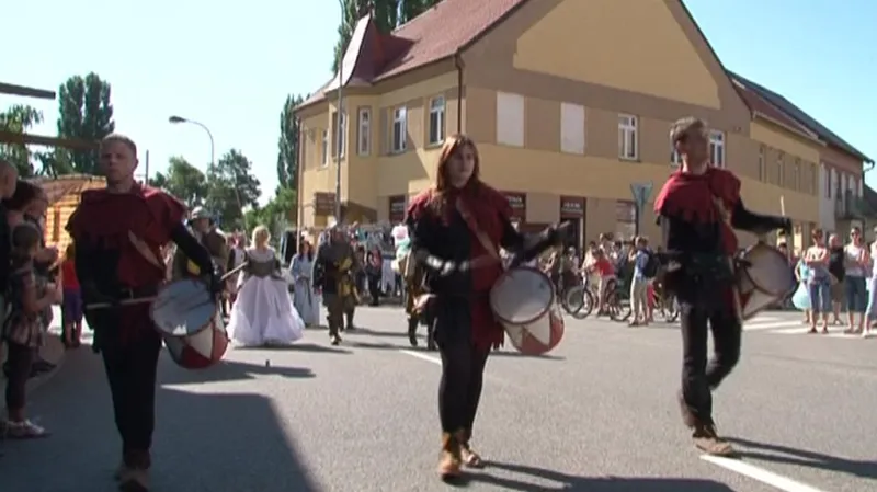 Meruňkobraní v Miroslavi