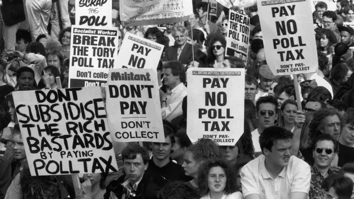 1990 - protesty proti zavedení daně na hlavu