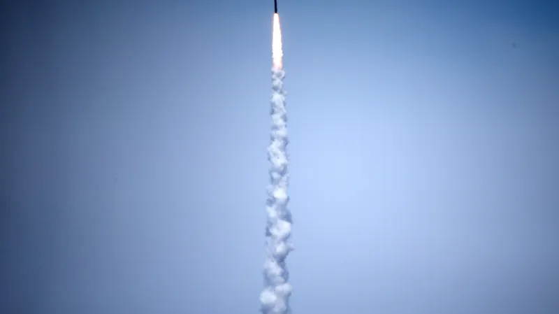 Střela vypálená ze základny v Kalifornii zneškodnila mezikontinentální raketu