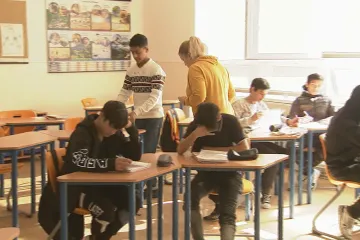 Evropská komise kritizuje Slovensko. Vyčleňuje prý Romy ze vzdělávacího systému