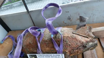 Pyrotechniky zneškodněná letecká puma