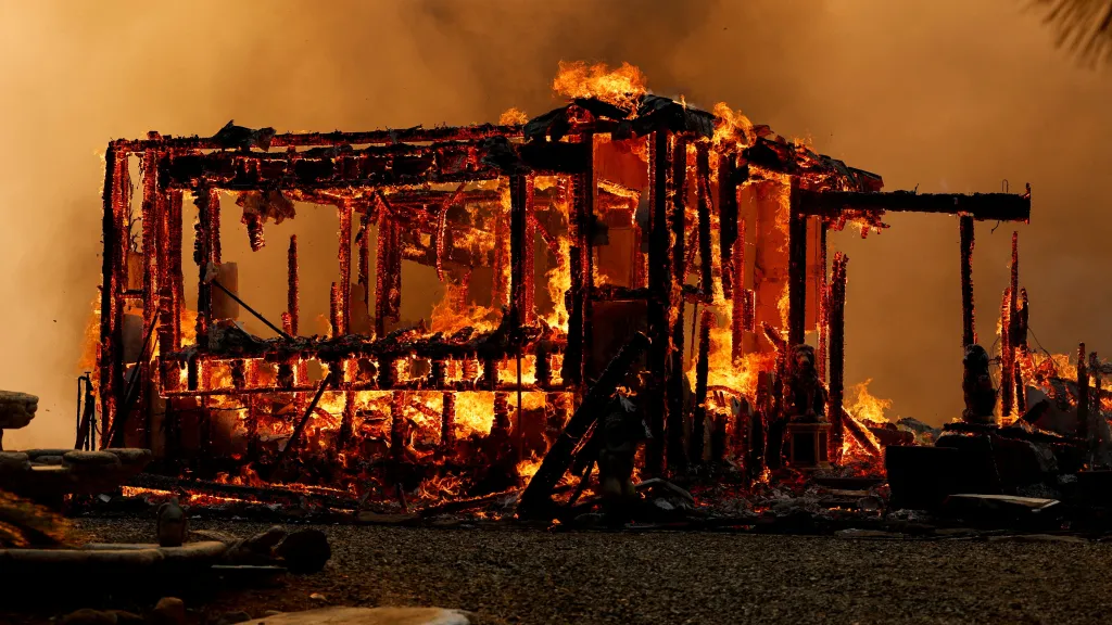 Vlny veder jsou i příčinou požárů v Kalifornii