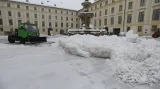 Husté sněžení se nevyhnulo ani Praze