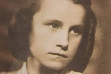 Přenášela zbraně i motáky. Dana Milatová se do odboje zapojila už jako školačka