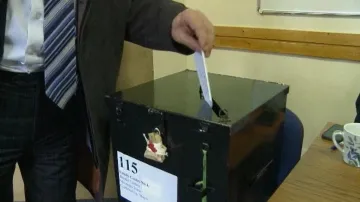 Irové hlasují v referendu