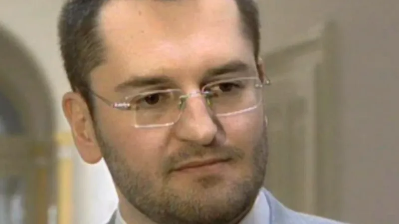 Petr Sisák na archivním záběru ČT