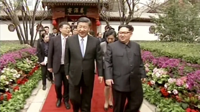 Kim Čong-un se Si Ťin-pchingem v Pekingu
