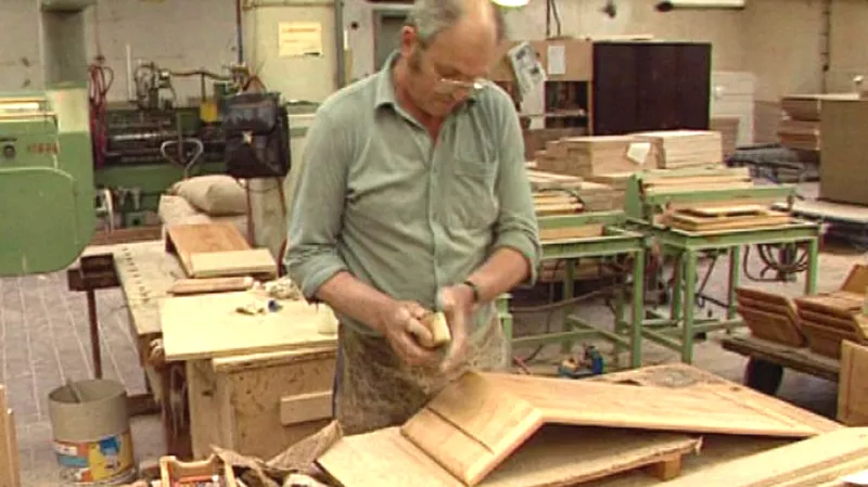 Výroba nábytku v soběslavské Jitoně