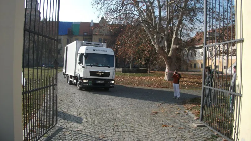 Odvážení pláten z Moravského Krumlova