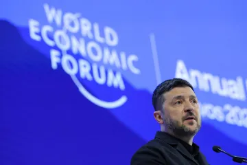 Zelenskyj v Davosu kritizoval Evropu, musí se podle něj naučit sama bránit