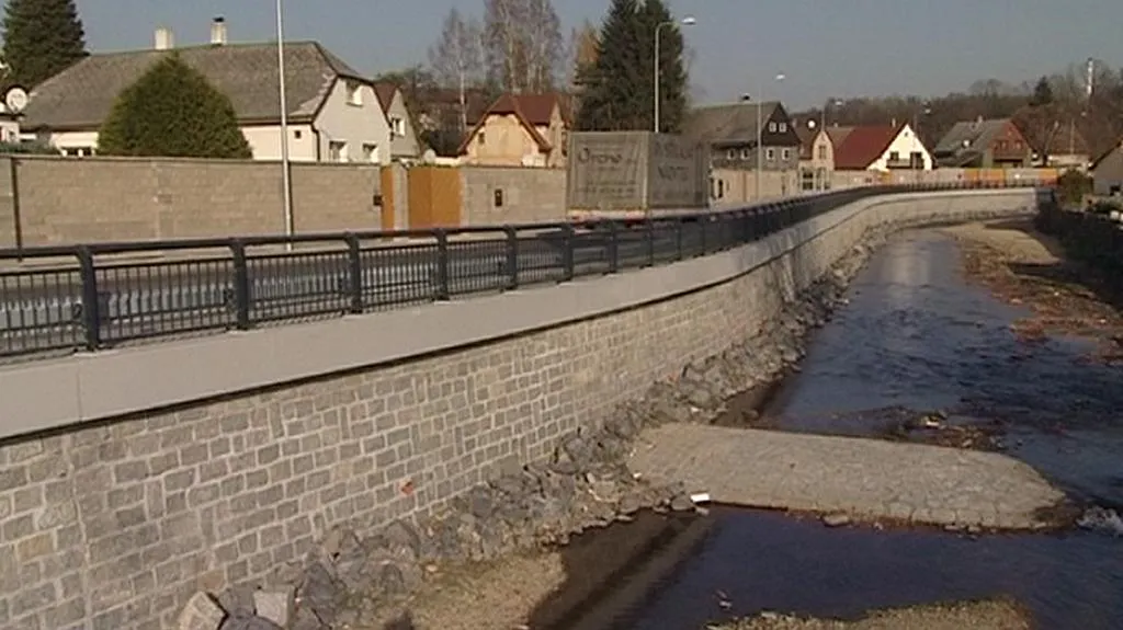 Nábřeží v Chrastavě