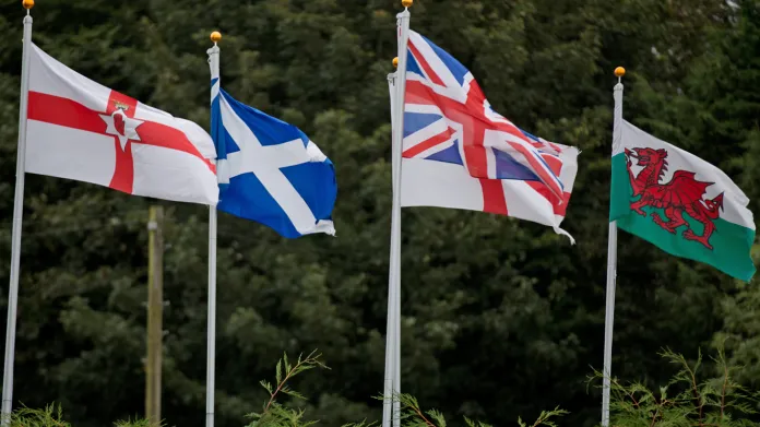 Vlajky Severního Irska, Skotska, Anglie, Velké Británie a Walesu