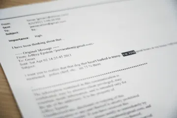 Demokraté zveřejnili maily Epsteina, podle médií v nich zmiňoval Trumpa