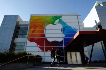 Nové vyšetřování Applu: iPhone se údajně prosazoval příliš tvrdě