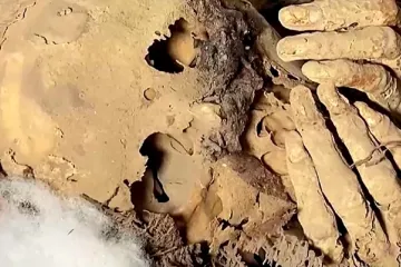 Archeologové v Peru našli nejméně 800 let starou mumii. Pochází z doby před Inky
