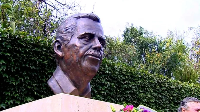 Busta Václava Havla