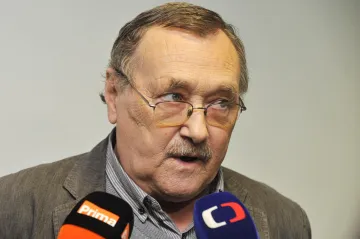 Soudní proces s lihovou mafií bude pokračovat až v březnu