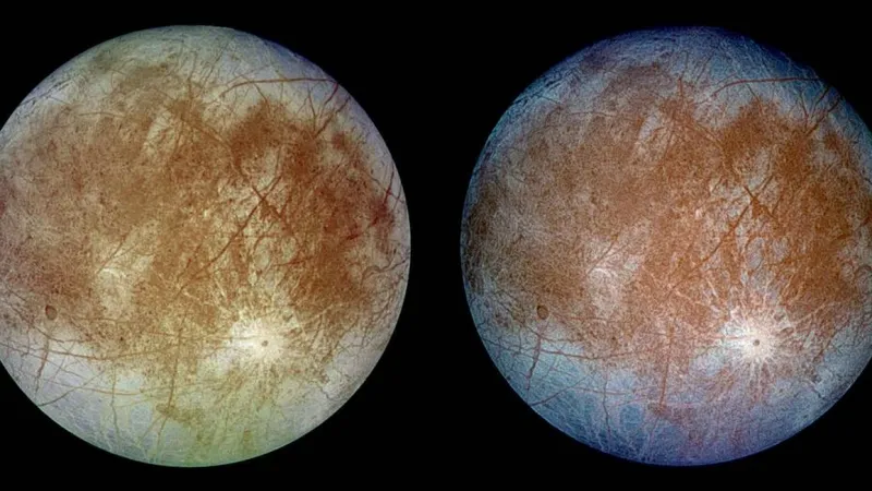 Jupiterův měsíc Europa