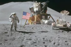 Před půlstoletím vzlétla mise Apollo 15. Na Měsíci našla důkazy o tom, jak vznikl