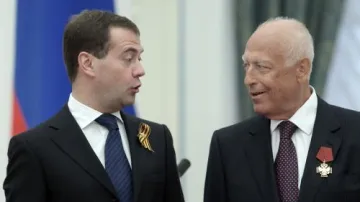 Dmitrij Medveděv s Viktorem Černomyrdinem
