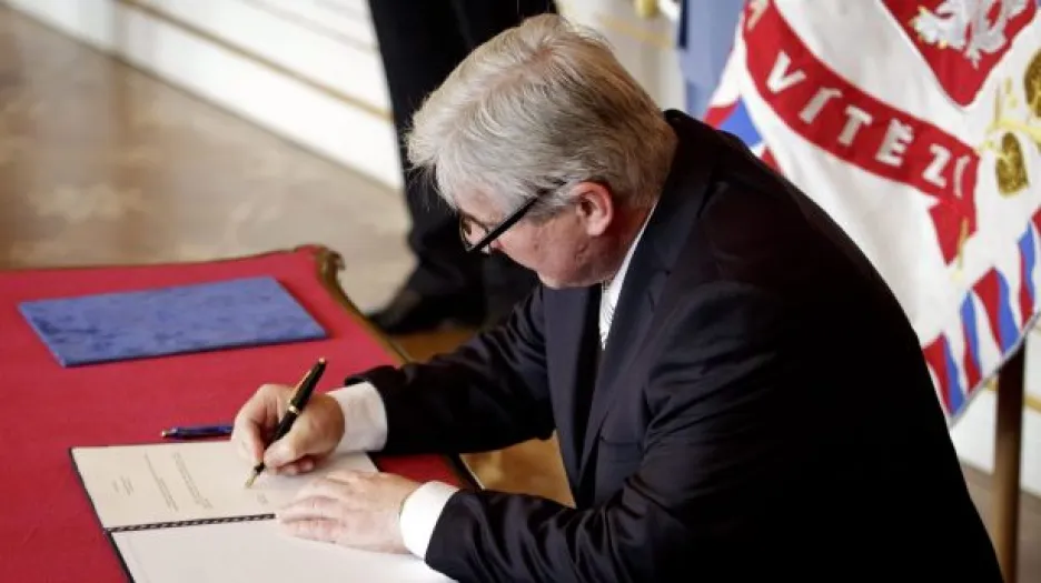 Rusnok doufá, že důvěru sněmovny získá