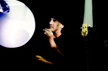 Recenze: Šílenství Mejly Hlavsy pořád dovede tnout do živého