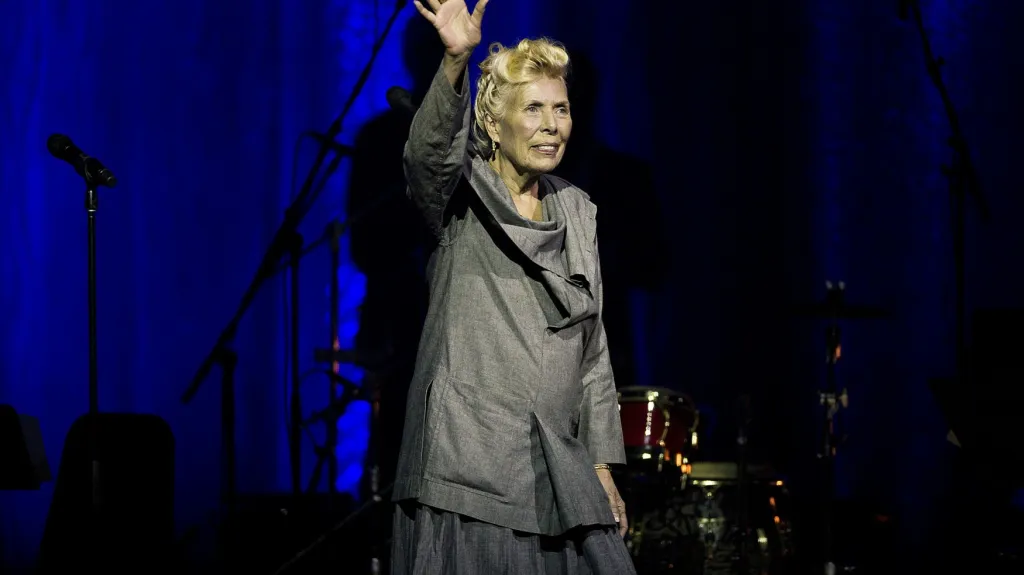 Joni Mitchellová na snímku z roku 2013