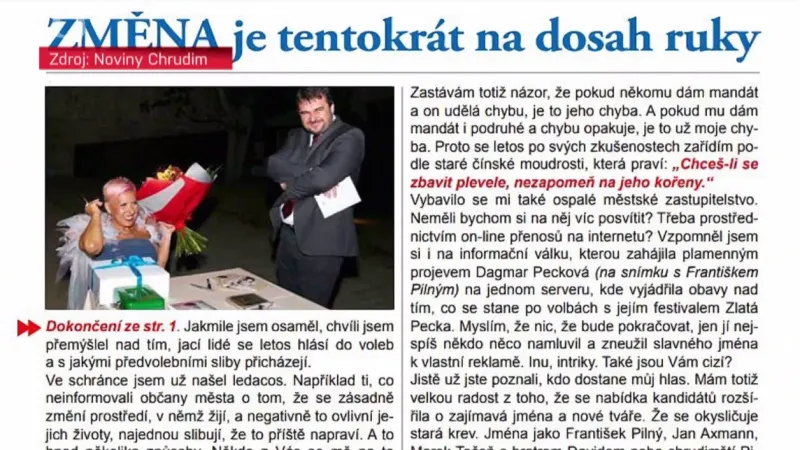 Dagmar Pecková na fotografii s Františkem Pilným použité v Novinách Chrudim